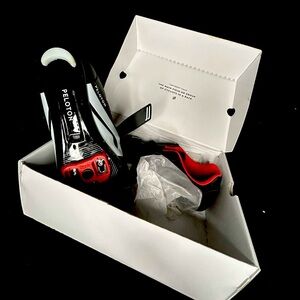 Men’s size 12 Peloton shoe